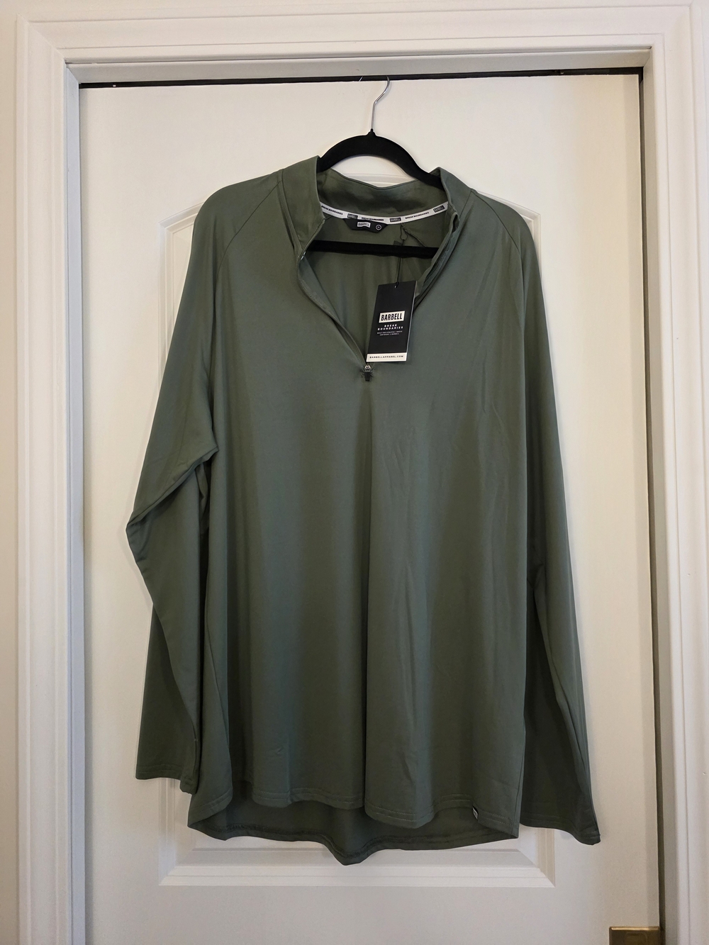 NWT Barbell Mens Lightweight Green Long-Sleeve Quarter-Zip Top